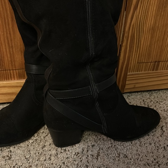 Avenue Newport black knee high plus size boots size 8.5W - Picture 6 of 9